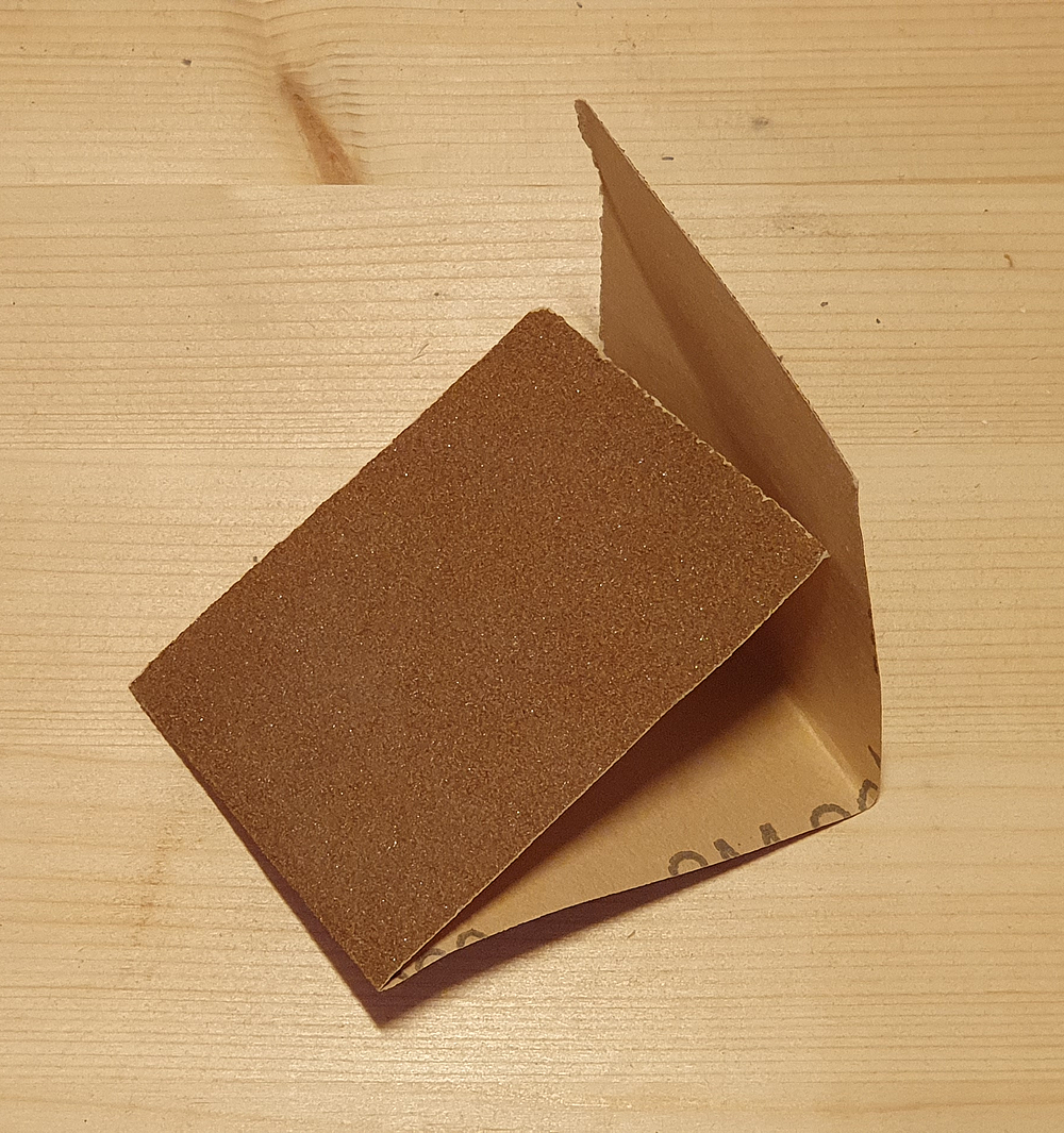3 fold of the sand paper